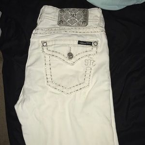 white miss me jeans